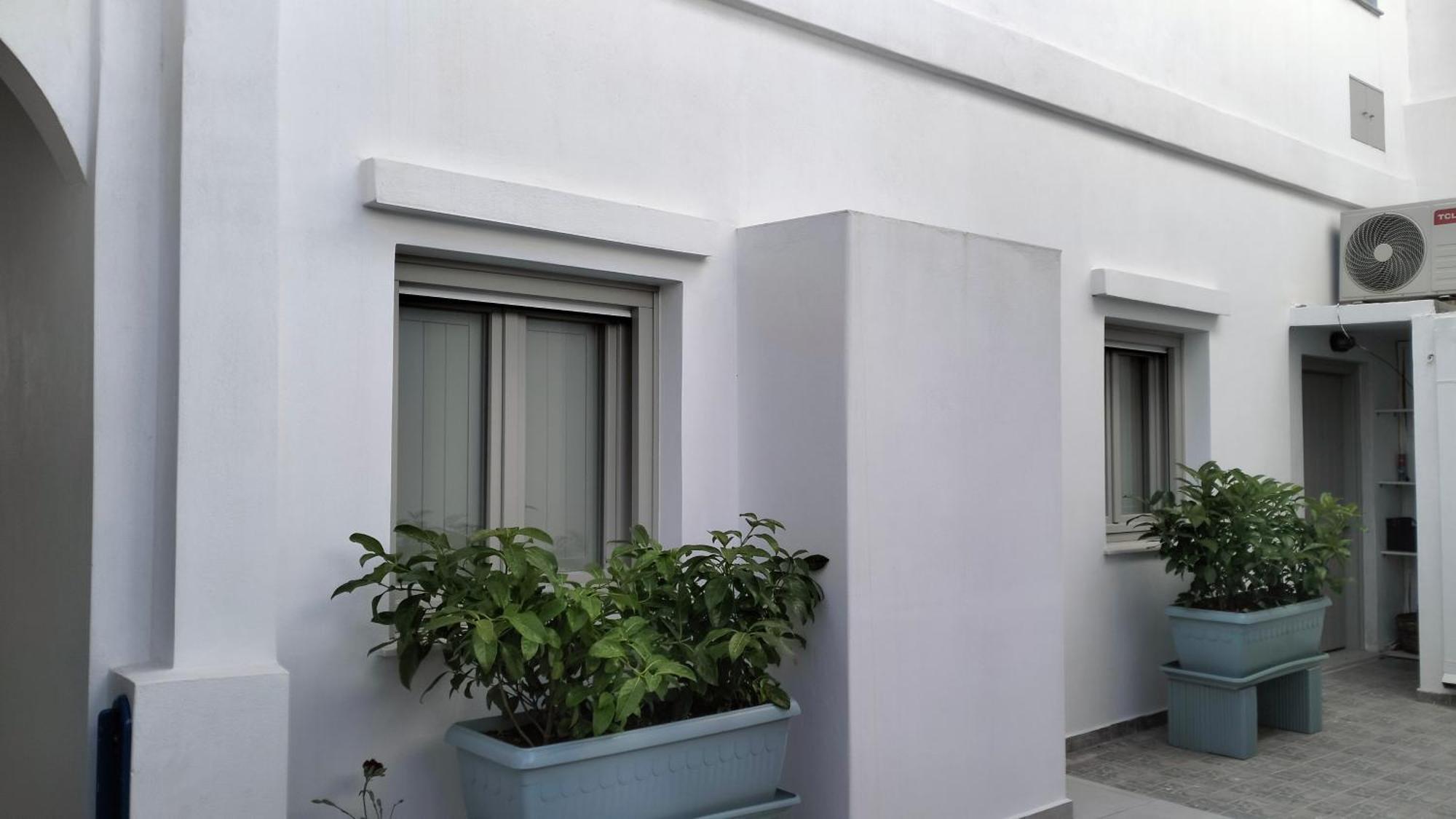 Θέαστρον - Theastron House With Great View In Chora Daire Pera Gyalos Dış mekan fotoğraf